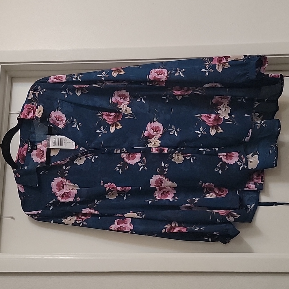 New Torrid Harper floral blouse, size 12